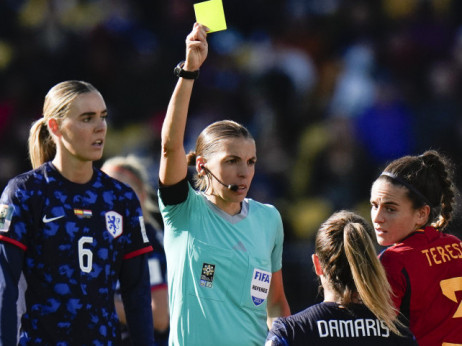 Istorija na Vembliju: Stefani Frapar će biti prva žena koja će kao glavni arbitar suditi jedan meč muških reprezentacija