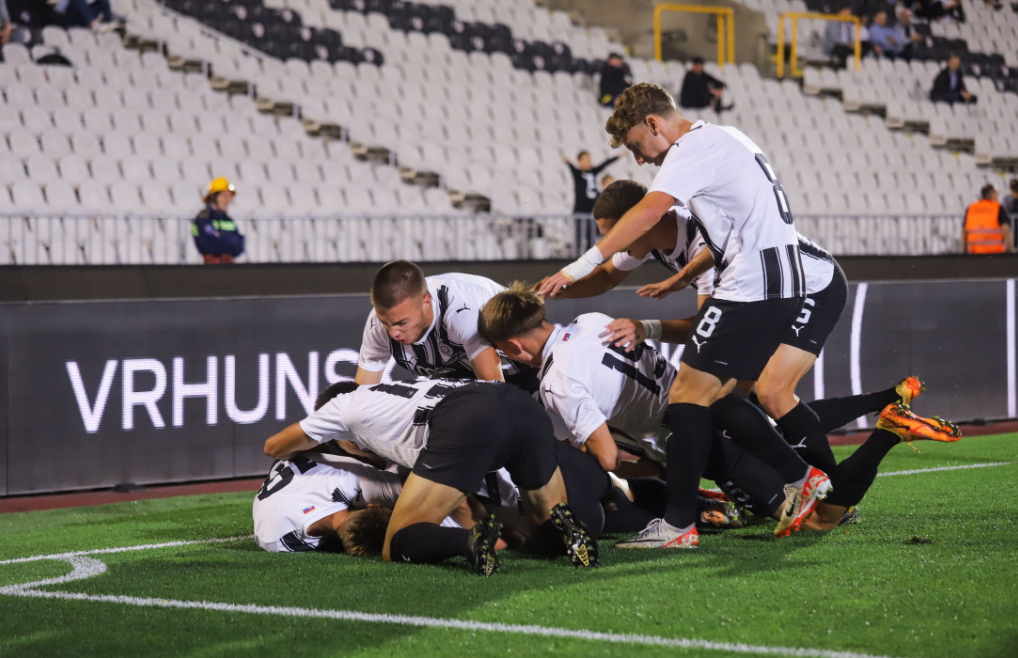 Ubedljivi crno-beli: Partizan savladao Univerzitateu iz Krajove u UEFA Ligi mladih