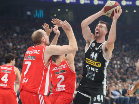 Partizan odbranom slomio Crvenu zvezdu: Kaminski i Avramović dobili i derbi AdmiralBet ABA lige