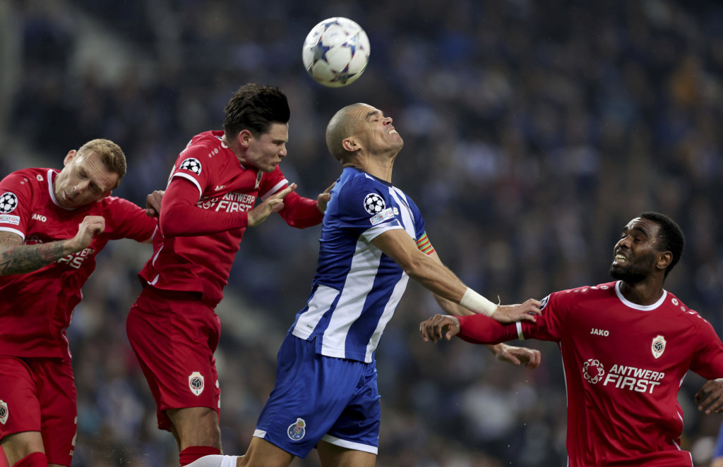 (VIDEO) Liga šampiona grupa H: Porto strepeo do kraja, ali uspeo da savlada Belgijance