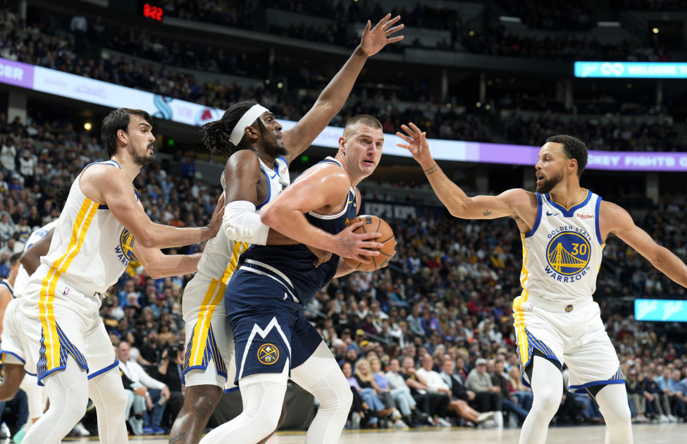 (VIDEO) Turbo Jokić bolji od Stefa Karija, Denver u drami srušio Voriorse