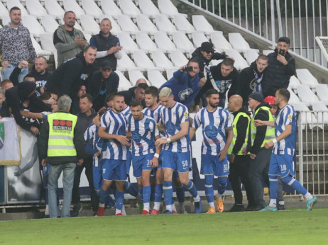 Sneg nije poremetio Pazarce u Kragujevcu: Radnički deklasiran 4:0