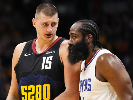 Nikola Jokić rešio triler protiv Klipersa: Džejms Harden još nema pobedu u novom klubu