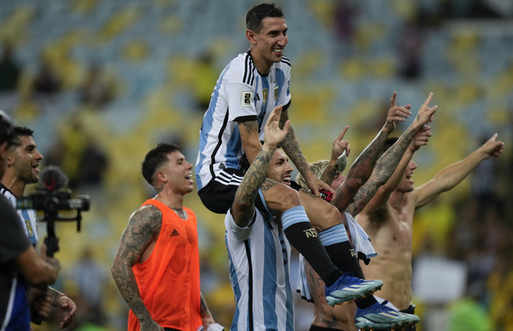 Slavlje fudbalera Argentine nakon pobede nad Brazilom