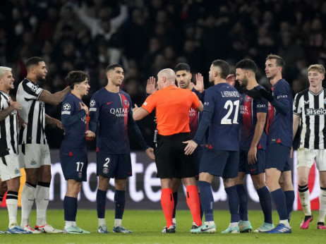 UEFA reagovala: VAR sudija skinut sa dužnosti posle penala za PSŽ u 98. minuti