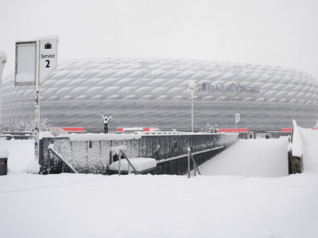 Mećava u Nemačkoj odložila meč Bajerna i Union Berlina: Teren je u redu, ali navijači ne mogu da dođu na stadion