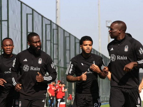 Besiktas precrtao petoricu stranaca zbog loših partija