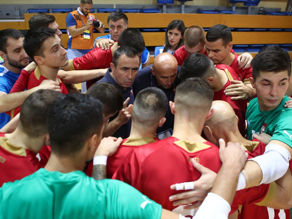 Dogovor selektora futsal reprezentacije Srbije, Dejana Majesa, sa ekipom