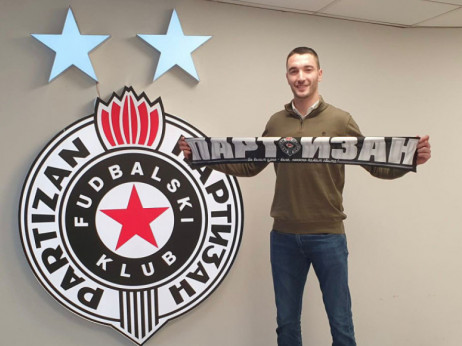 Golman Miloš Krunić potpisao jednogodišnji ugovor sa Partizanom