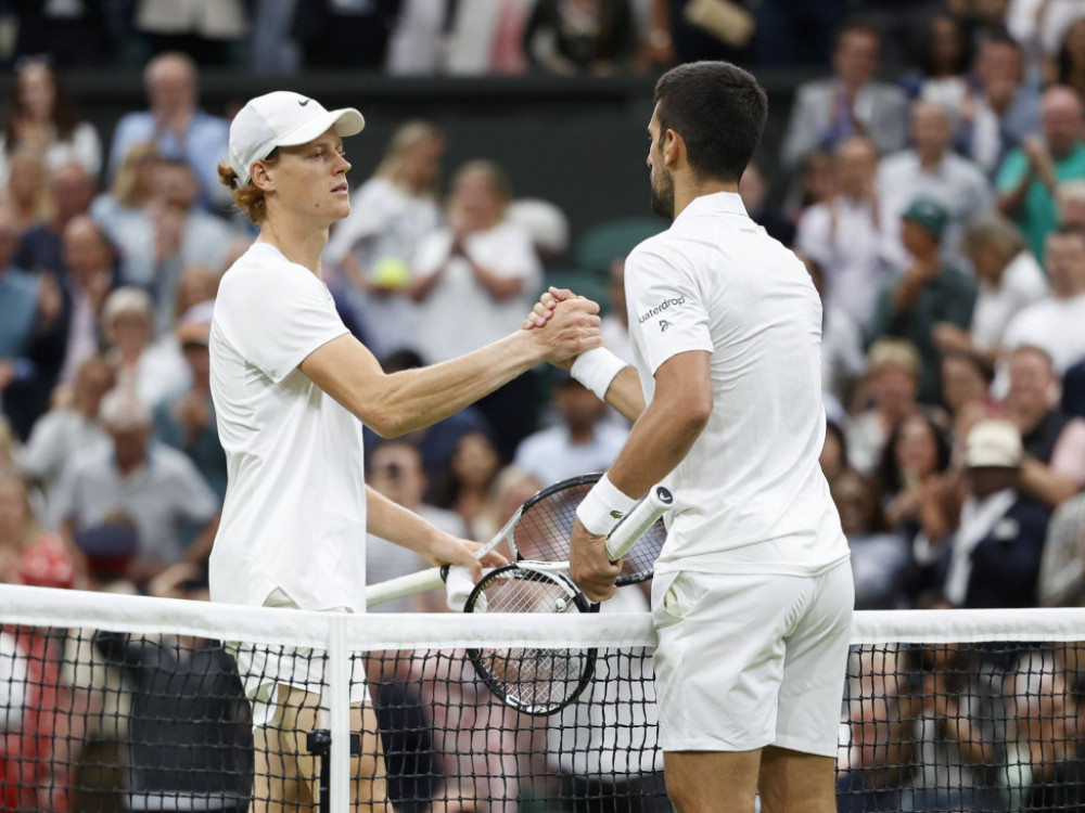 Janik Siner i Novak Đoković na Vimbldonu