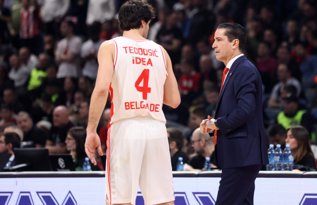 Miloš Teodosić i Janis Sferopulos u razgovoru