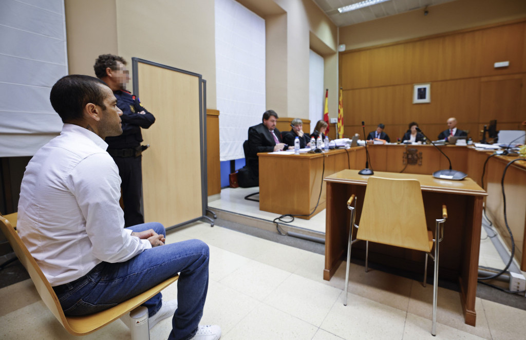 Dani Alves u sudnici u Barseloni