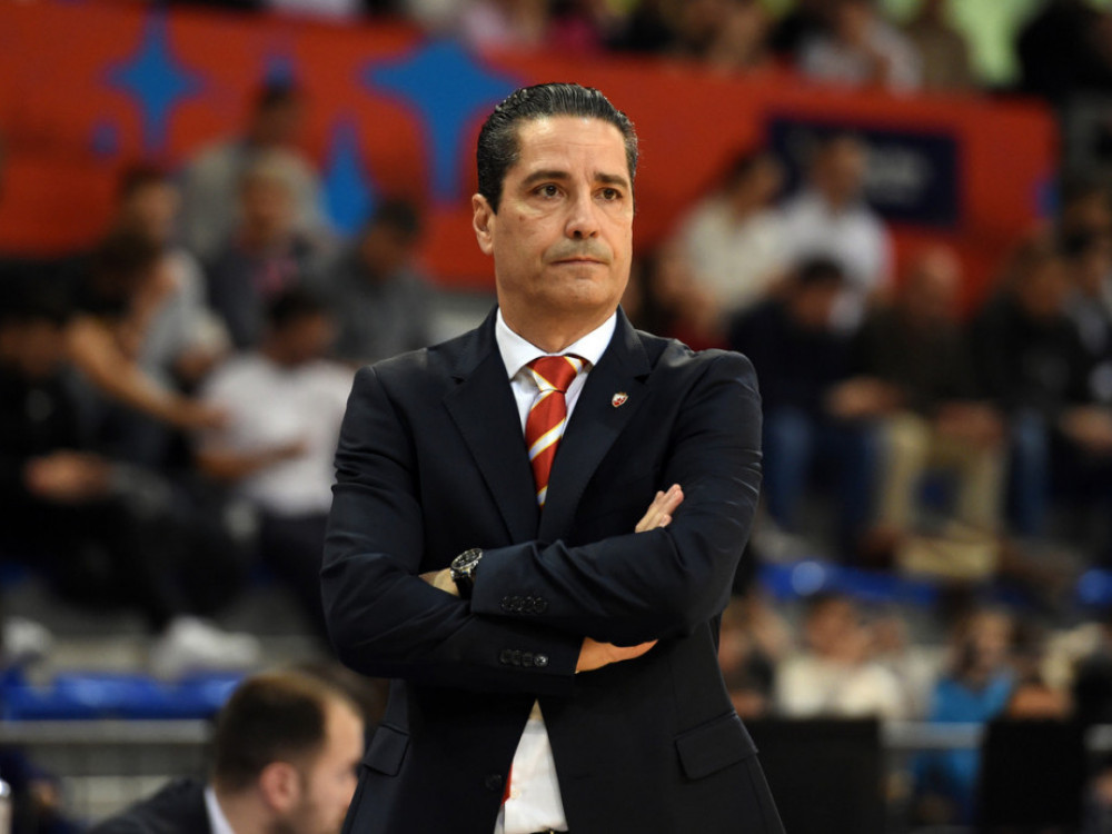 Trener Crvene zvezde Janis Sferopulos tokom utakmica finalne serije sa Partizanom