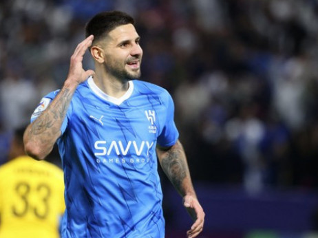 Mitrović promašio penal, pa pogodio: Al Hilal ubedljivo ide ka tituli u Saudijskoj Arabiji