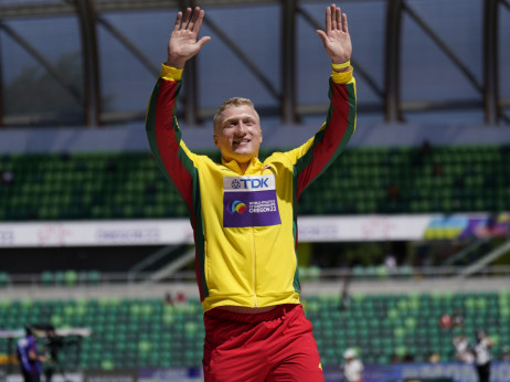Litvanac Alekna oborio najstariji muški atletski rekord: Bacio je disk 74,35 metara