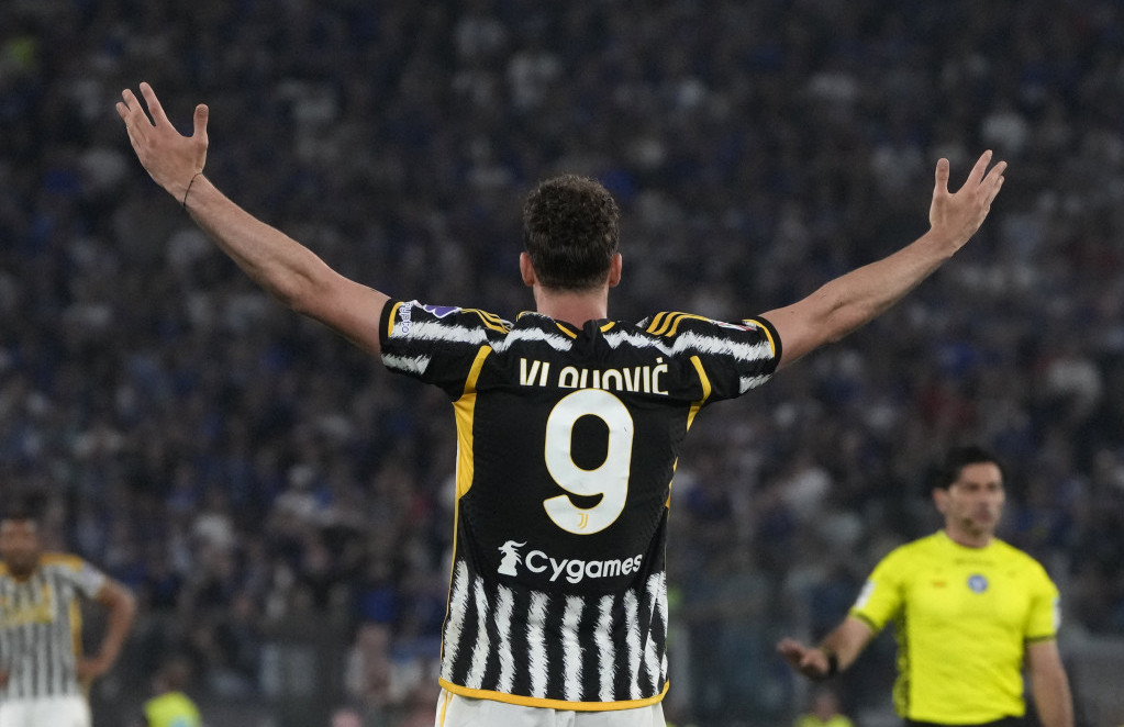 Fudbaleri Juventusa obezbedili su LŠ