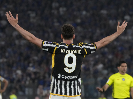 Alegri zbog Vlahovića odlazi iz Juventusa sa osvojenim peharom: Srpski reprezentativac postigao gol za trijumf u Kupu Italije