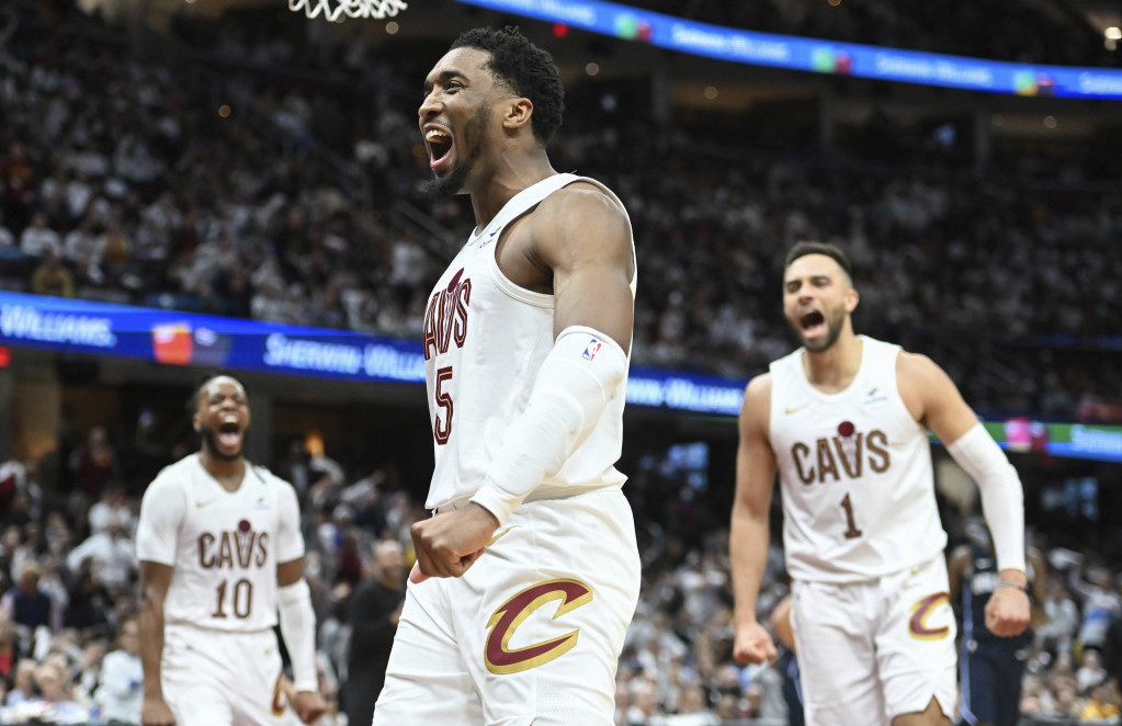 Mičel je glavna faca, Denver traži promene...