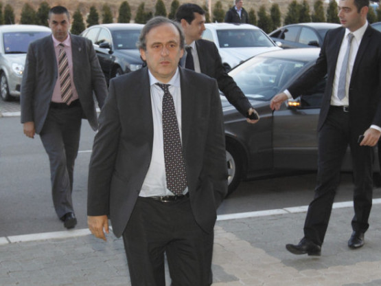 Bivši šef UEFA Platini podneo tužbe protiv FIFA i Infantina