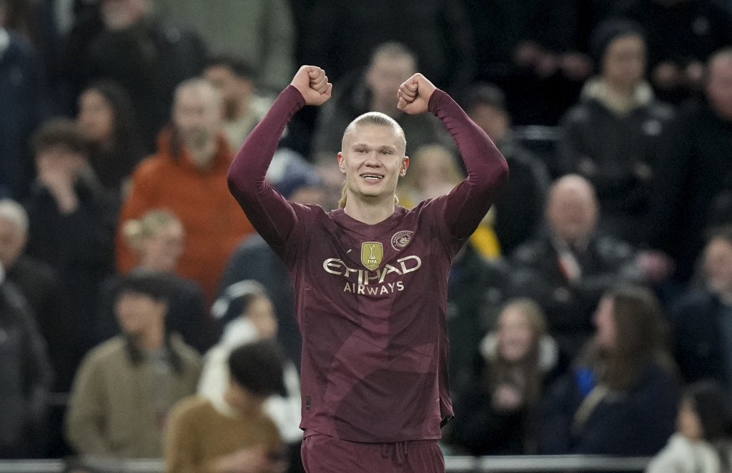 Pep Gvardiola smatra da je Erling Haland bolji napadač od Aleksandera Isaka