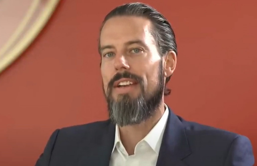 Džoš Kronke zahvalio se Melounu za desetogodišnji rad