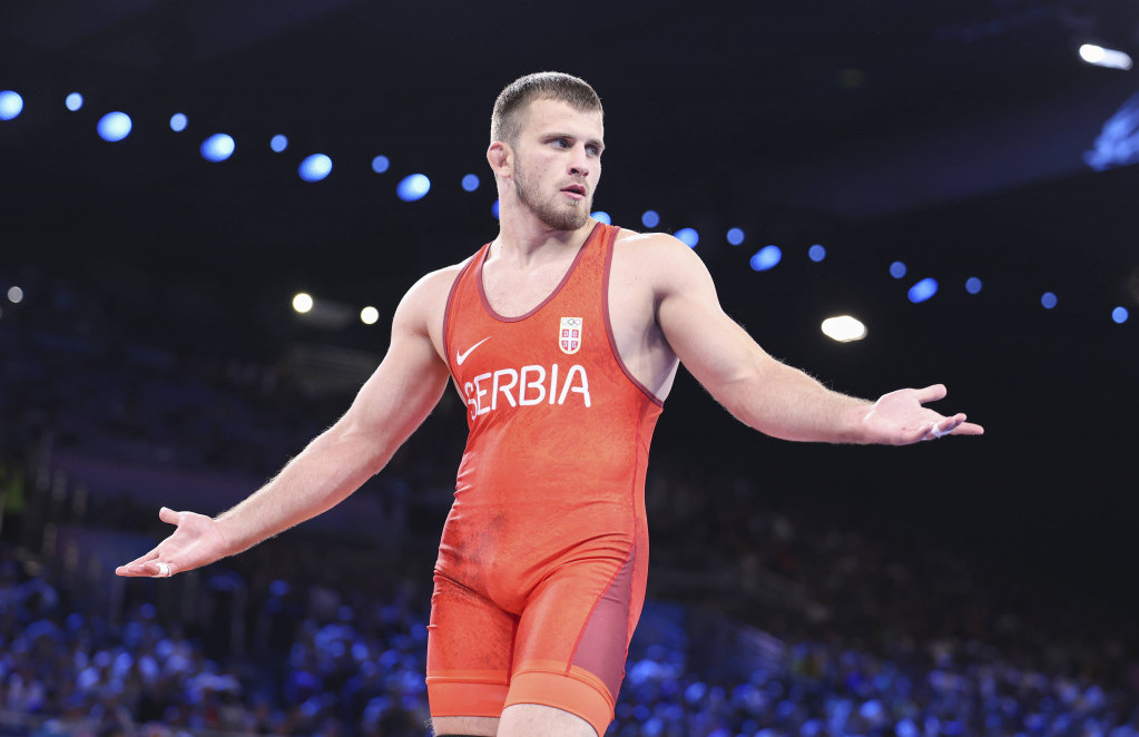 Aleksandar Komarov, srpski reprezentativac u rvanju