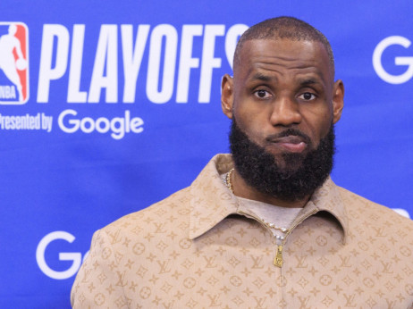 Lebron ne želi da prođe kao Entoni Dejvis: Rekao je šta mu treba pa su ga trejdovali