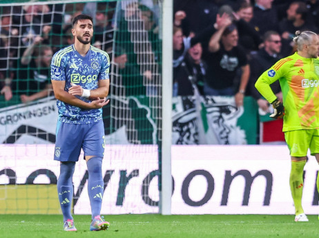 Amsterdam plače, Ajndhoven slavi: PSV preskočio Ajaks pred poslednje kolo Eredivizije!