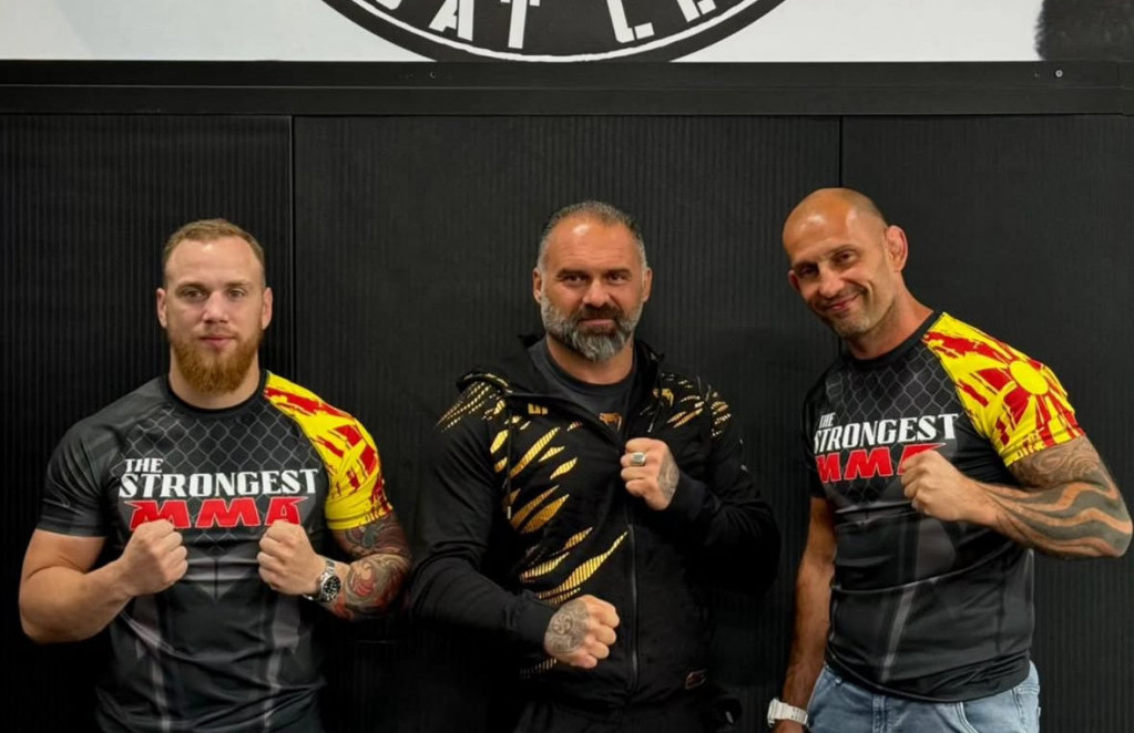 Ivica Aleksovski (u sredini), predsednik MMA saveza Severne Makedonije