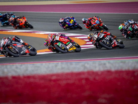 Moto 2: Kanet vodio celu trku, pa prepustio pobedu Ejdžijusu