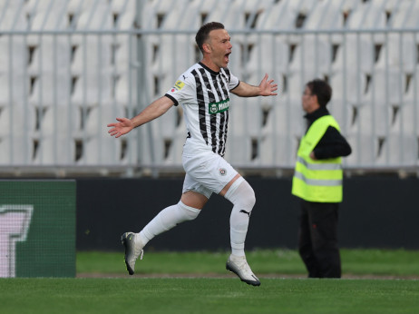 (UŽIVO, VIDEO) Mozzart Bet Superliga (poluvreme): Partizan - Vojvodina 2:0 - Vukotić, OFK Beograd - Novi Pazar 1:1 - Jovanović, Radnički 1923 - TSC 2:0 - Vidosavljević