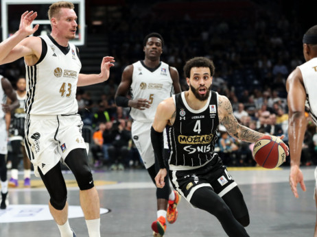 Partizan deklasirao Dubai sa stotkom i zagazio u finale: Crno-beli stekli prednost u seriji