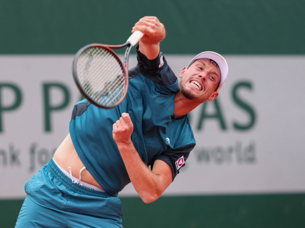 Filip Mišolić, austrijski teniser