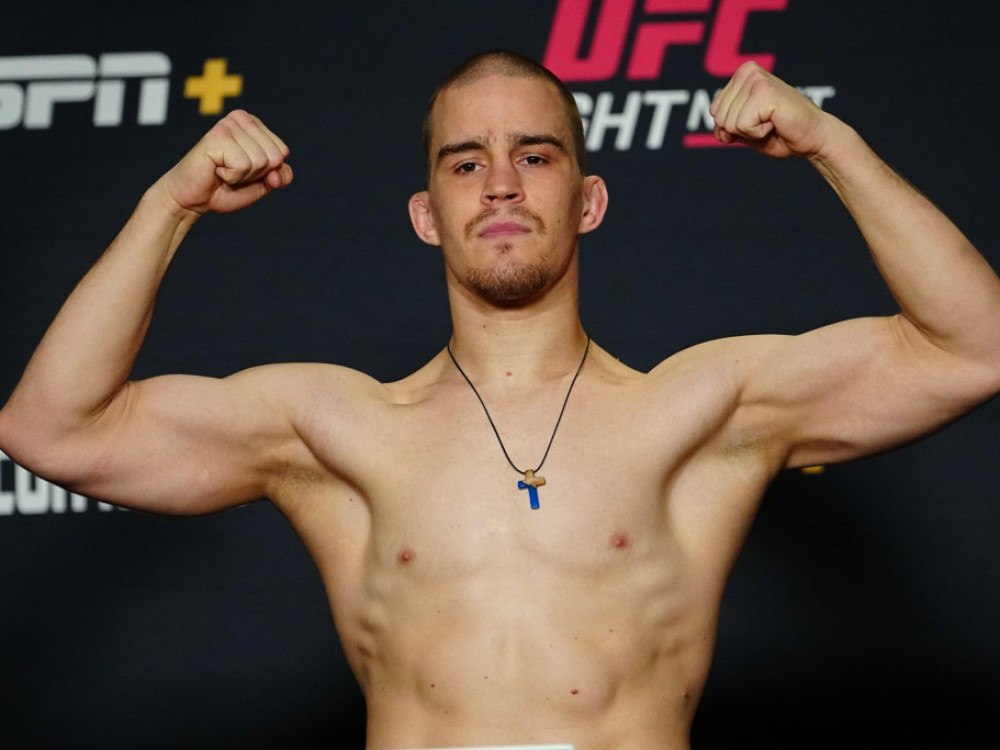 Duško Todorović na merenju pred borbu