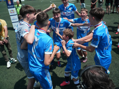 Arenina liga šampiona ima novog prvaka: OŠ "Kralj Aleksandar I" najbolja na Novom Beogradu, Kostić može sve sam!