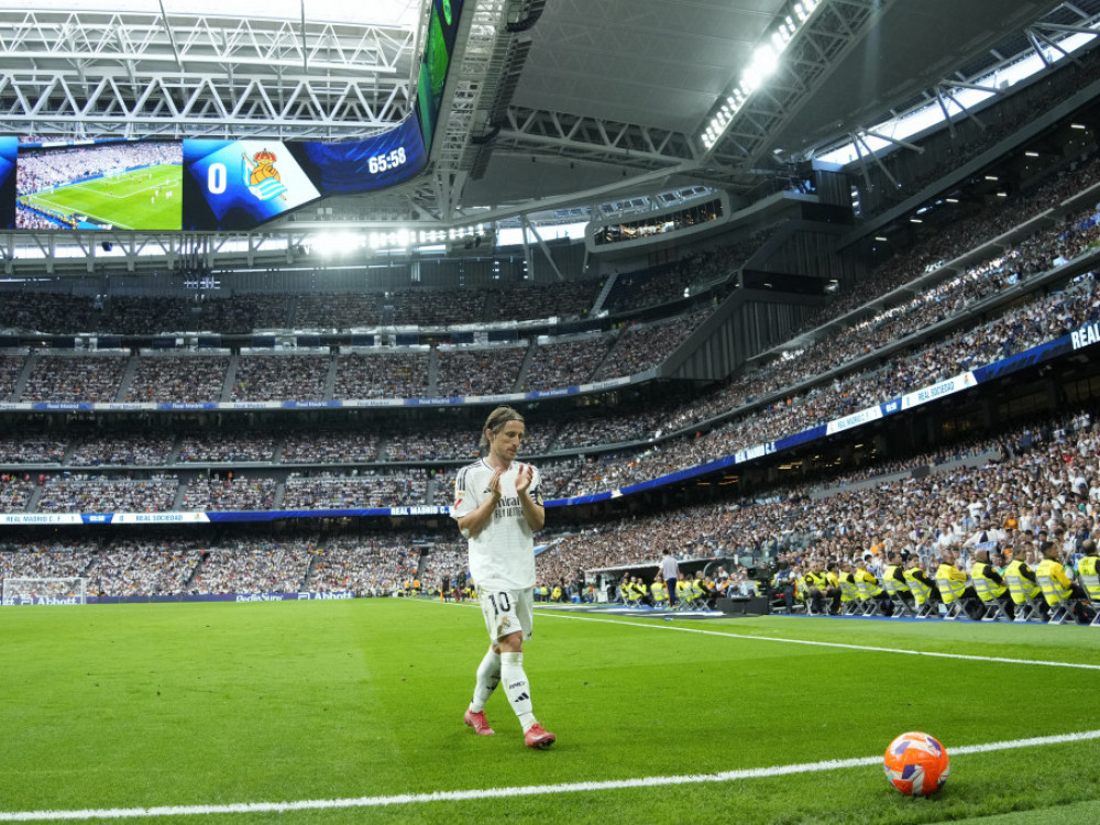 Luka Modrić uskoro u crveno-crnom dezenu
