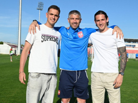 Miha živi: Aleksandar Kolarov ugostio sinove bivšeg selektora Srbije