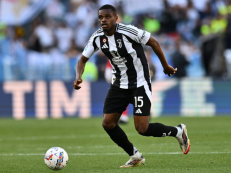 Kalulu ostaje u Juventusu: "Bjankoneri" otkupili ugovor od Milana