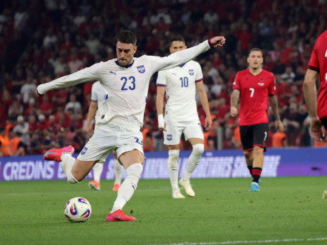 (UŽIVO) Albanija - Srbija: Brani penal Petrović!