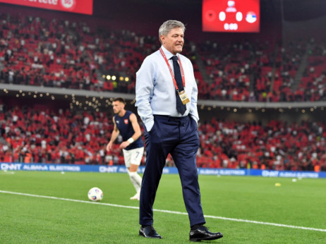 Stojković o zvižducima himni, Mitroviću, Vlahoviću, Petroviću: Kao da me je neko maljem udario! Nisam gledao penal ...