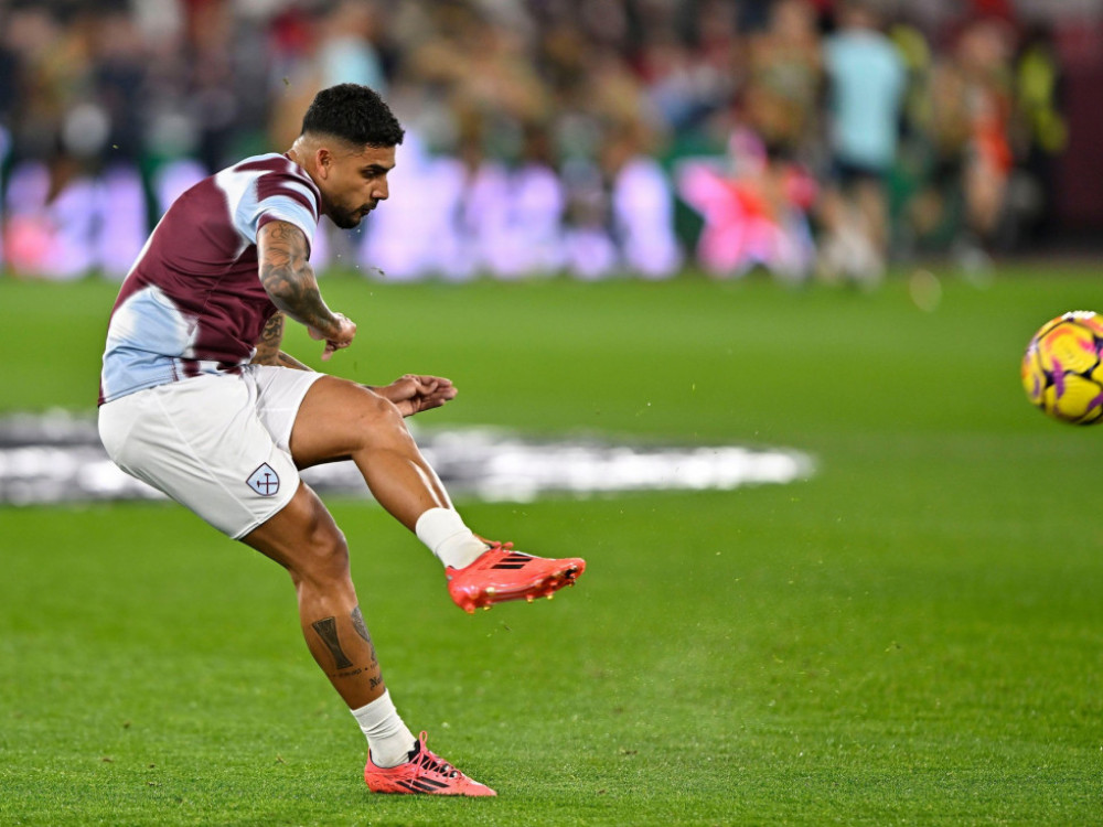 Emerson, fudbaler Vest Hema, jedan od strelaca iz slobodnih udaraca