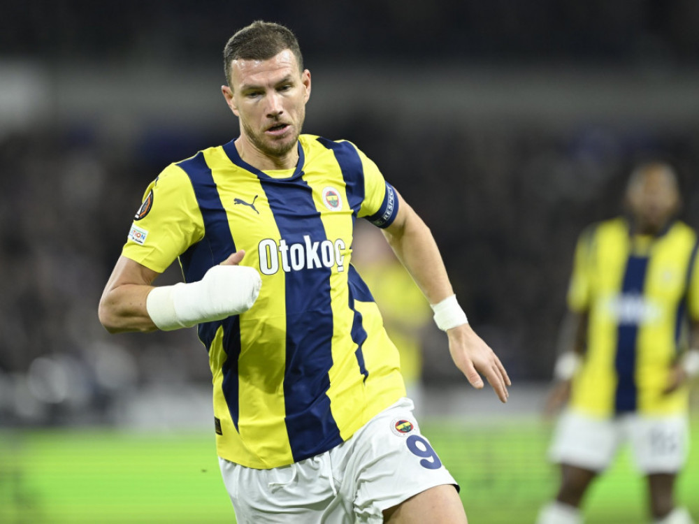 Edin Džeko blizu prelaska u Seriju A