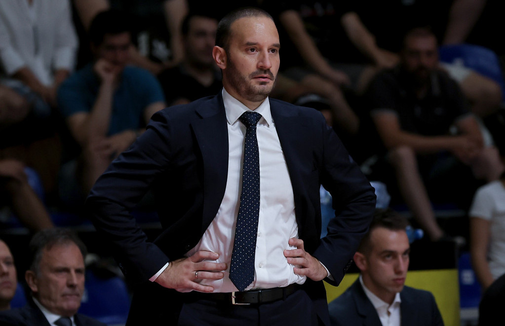 Bogdan Karaičić vodi crno-bele u KLS usled suspenzije Željka Obradovića