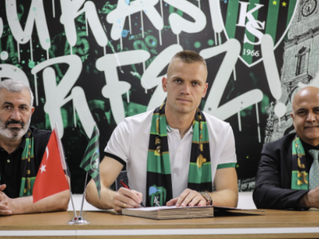 Aleksandar Jovanović zvanično predstavljan kao novi golman Kodžaelija