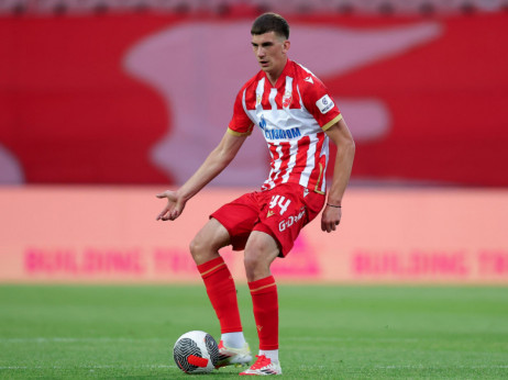 (VIDEO) Crvena zvezda, u šarenolikom sastavu, poražena u test meču sa Zenitom: Rusi "poentirali" i sa igračem manje