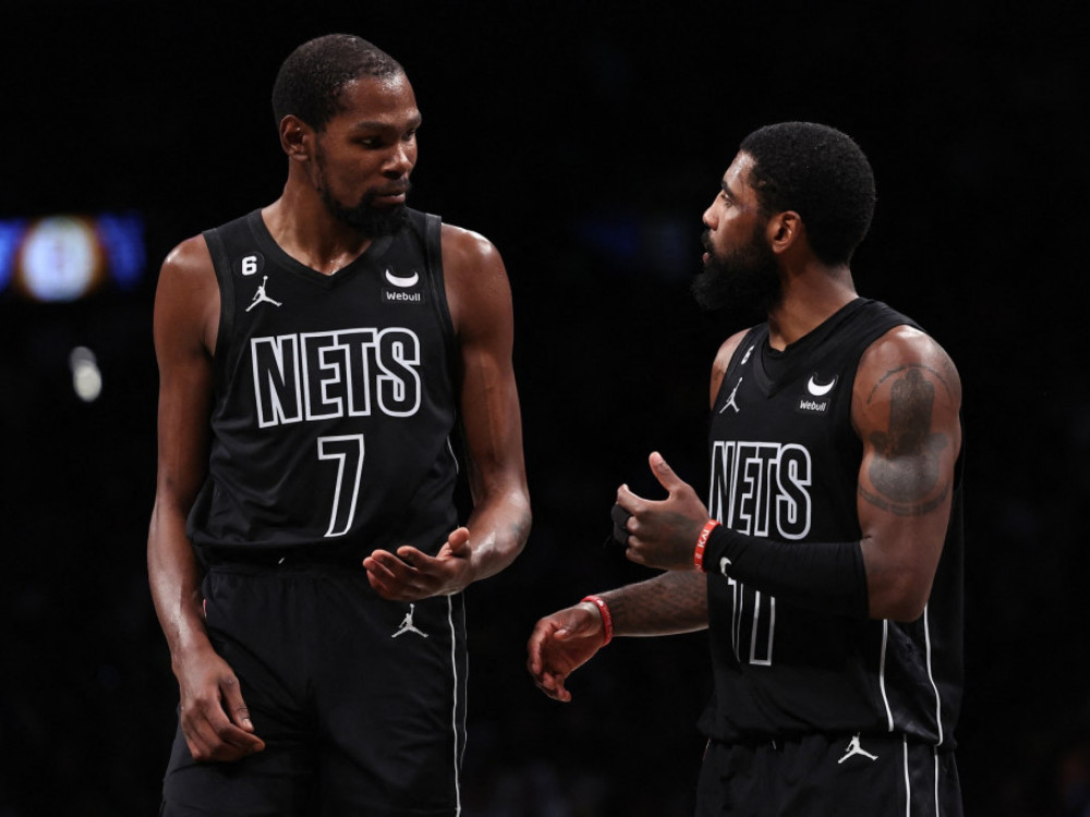Kevin Durent i Kajri Irving u dresu Bruklina