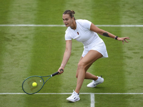 Sabalenka jača od Radukanu i publike na Vimbldonu
