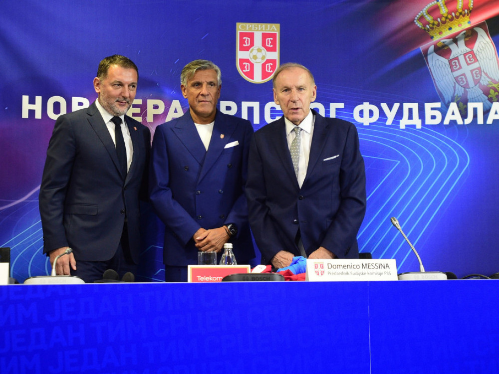 Branko Radujko i Dragan Džajić sa Domenikom Mesinom