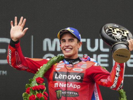 (VIDEO) Moto GP: Težak pad Vinjalesa u Nemačkoj i nova pol pozicija za Marka Markeza