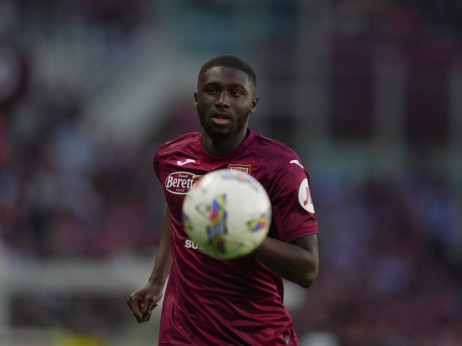 Francuski fudbaler Ali Dembele potpisao novi ugovor sa čelnicima Torina